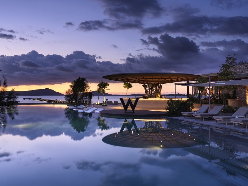 W Costa Navarino – Where the Future of Travel Has Already Begun