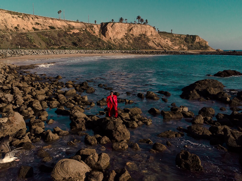 The Quiet Between Waves